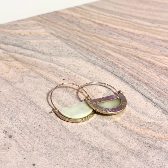💗 3/$20: New Brass Green demi-lune Statement Earrings - Picture 2 of 2
